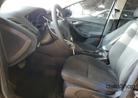 2015 Ford Focus Se z USA, uszkodzony, nr VIN 1FADP3F29FL256478